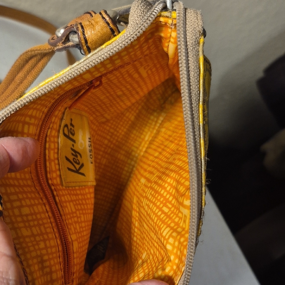 Fossil Mustard and Taupe Crossbody Bag - Picture 3 of 15